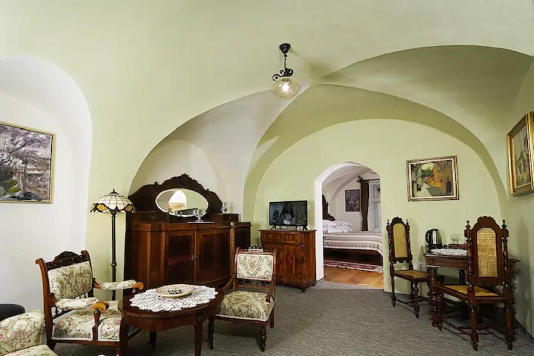 Fronius Boutique בית הארחה